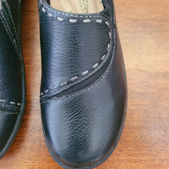 Earth Origins Leona Black Leather Loafer Flats Size 6.5 - Picture 6 of 8